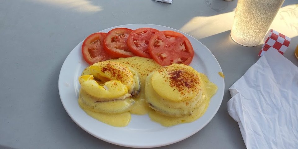 Eggs Benedict